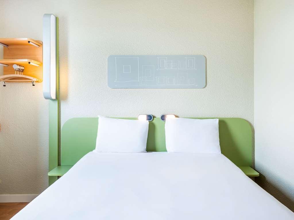 Ibis Paris Porte De Bercy Charenton-le-Pont Ruang foto