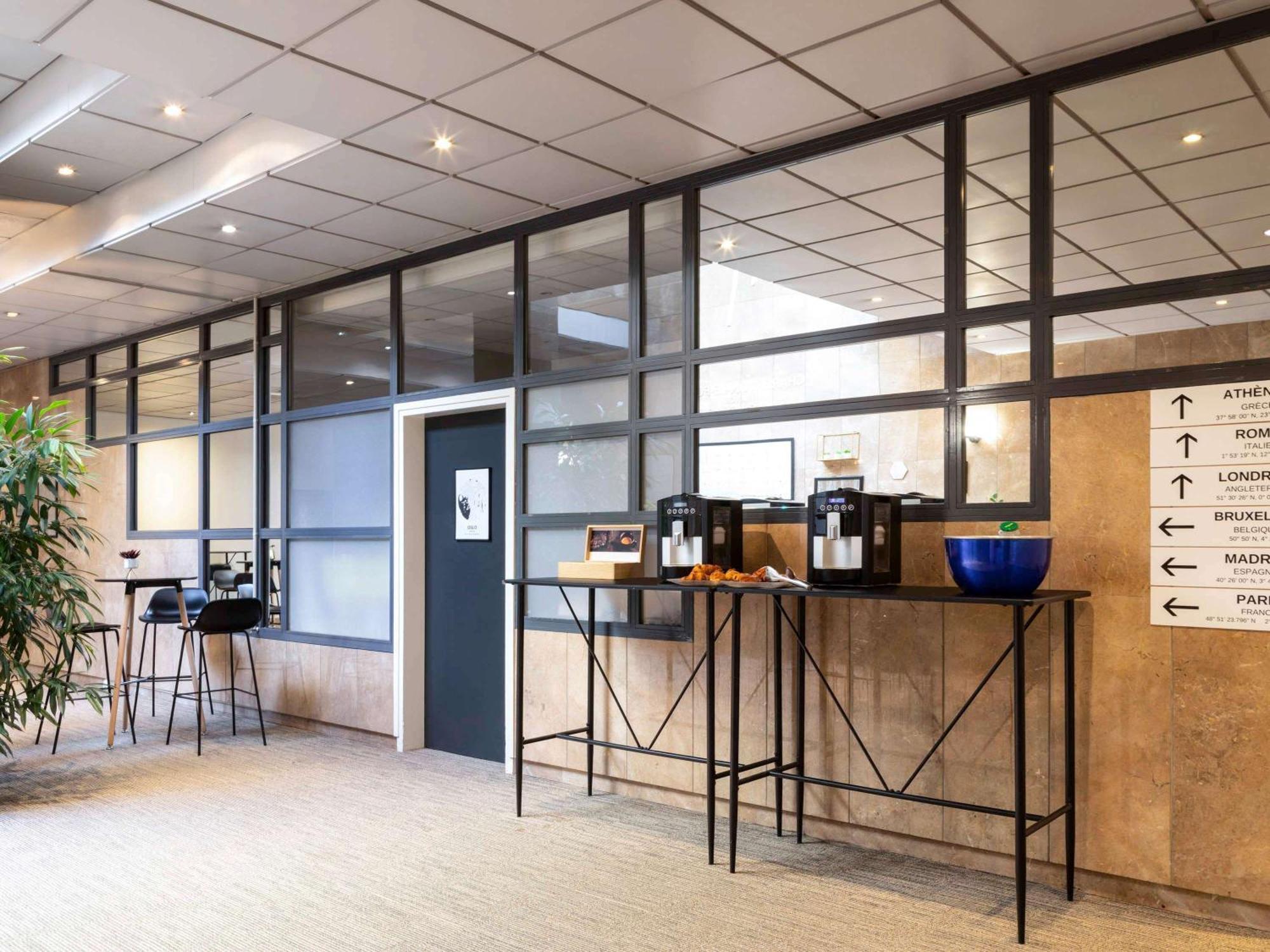 Ibis Paris Porte De Bercy Charenton-le-Pont Bagian luar foto