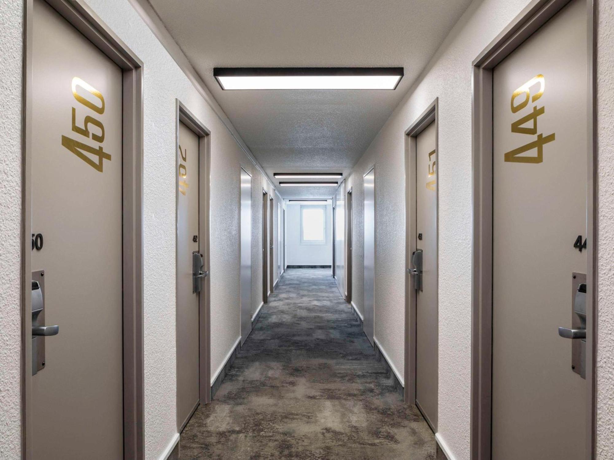 Ibis Paris Porte De Bercy Charenton-le-Pont Bagian luar foto