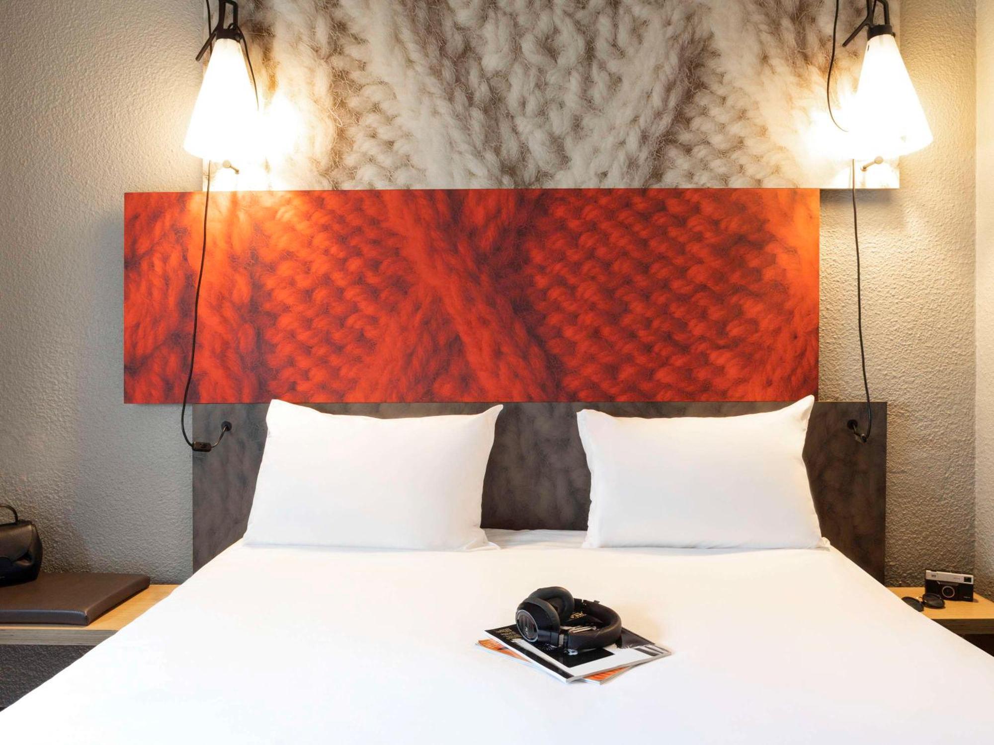 Ibis Paris Porte De Bercy Charenton-le-Pont Bagian luar foto