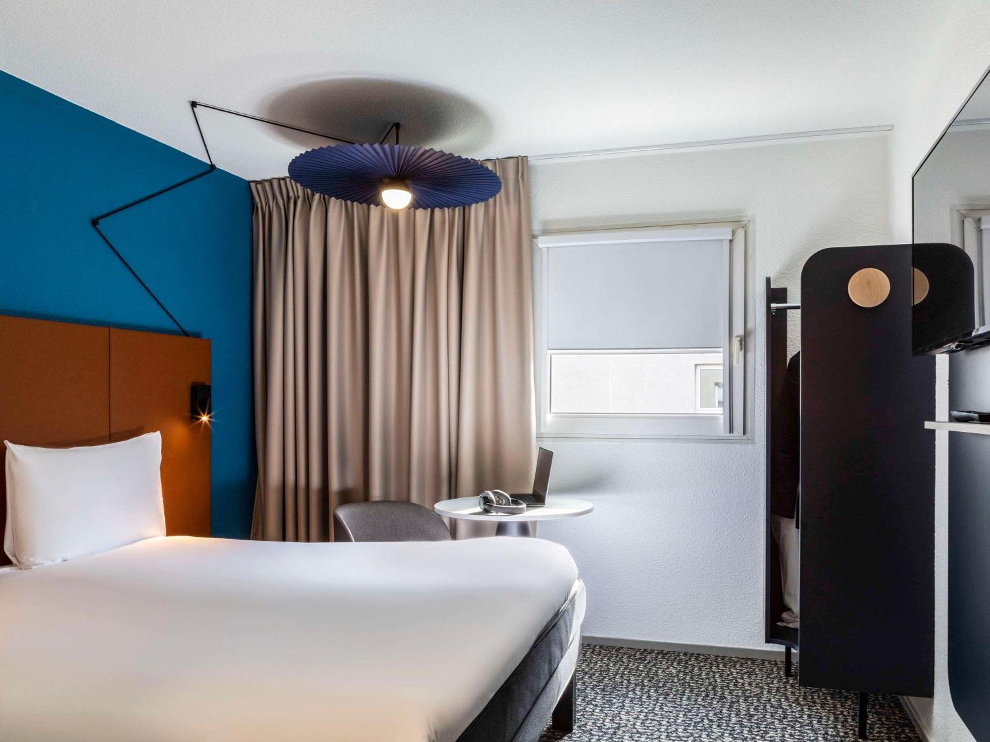 Ibis Paris Porte De Bercy Charenton-le-Pont Bagian luar foto
